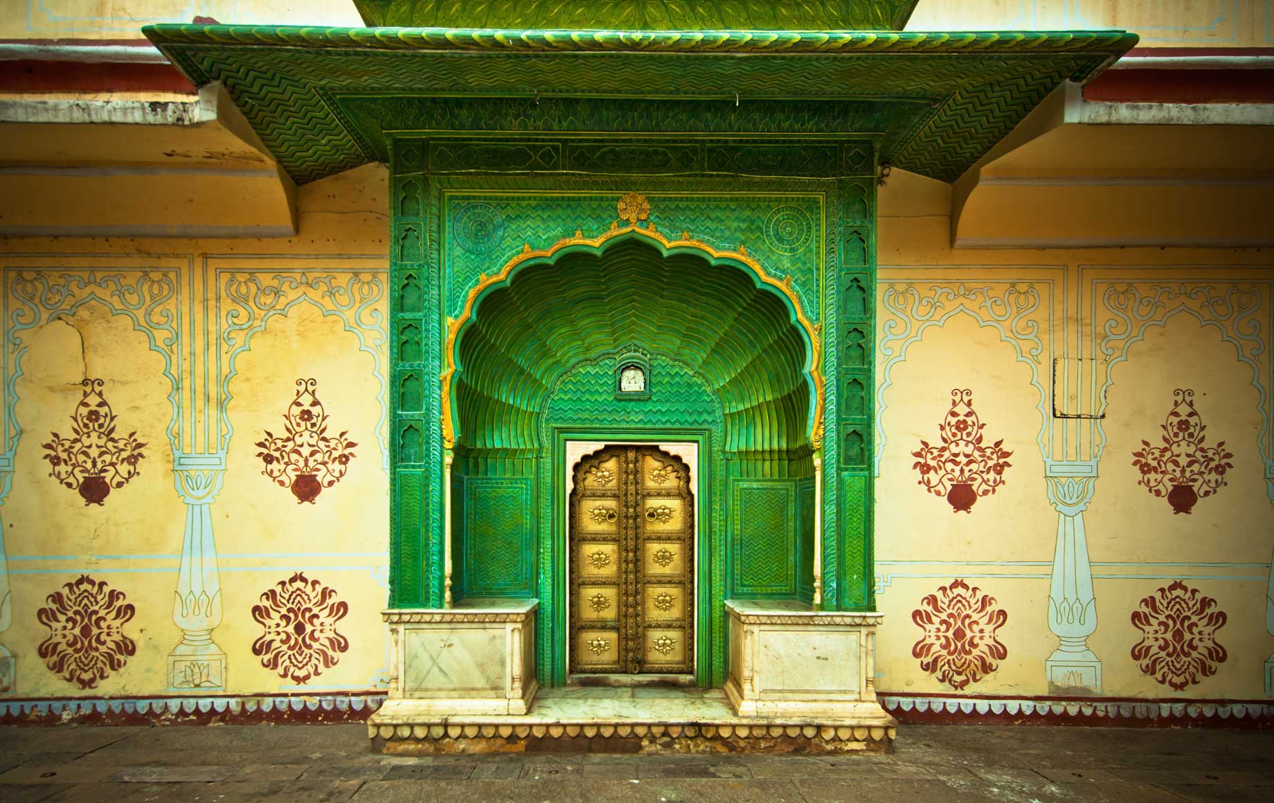 Jaipur Traditional Patterns and Colorful Architecture