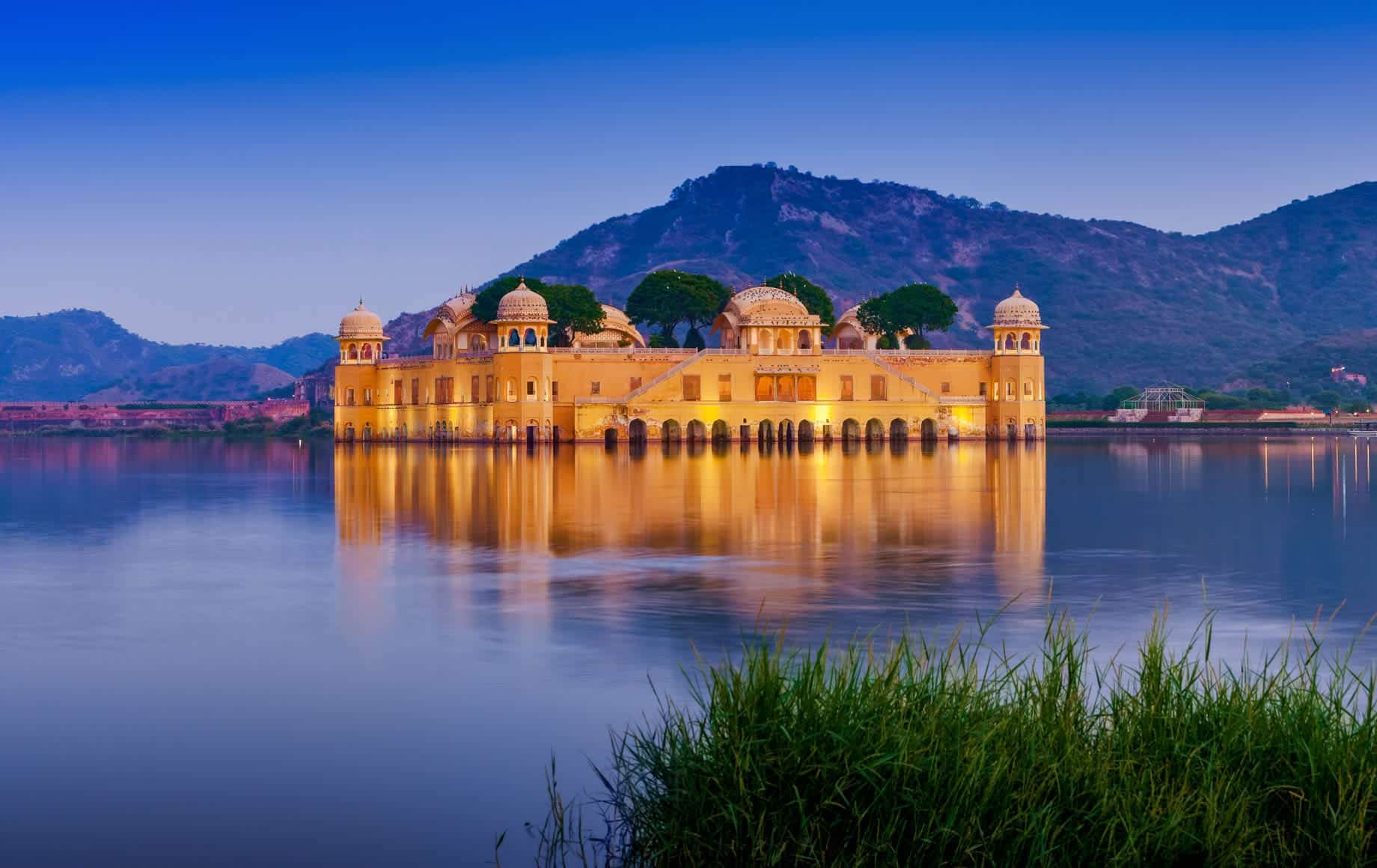 Jaipur Palace in the middle of a lake