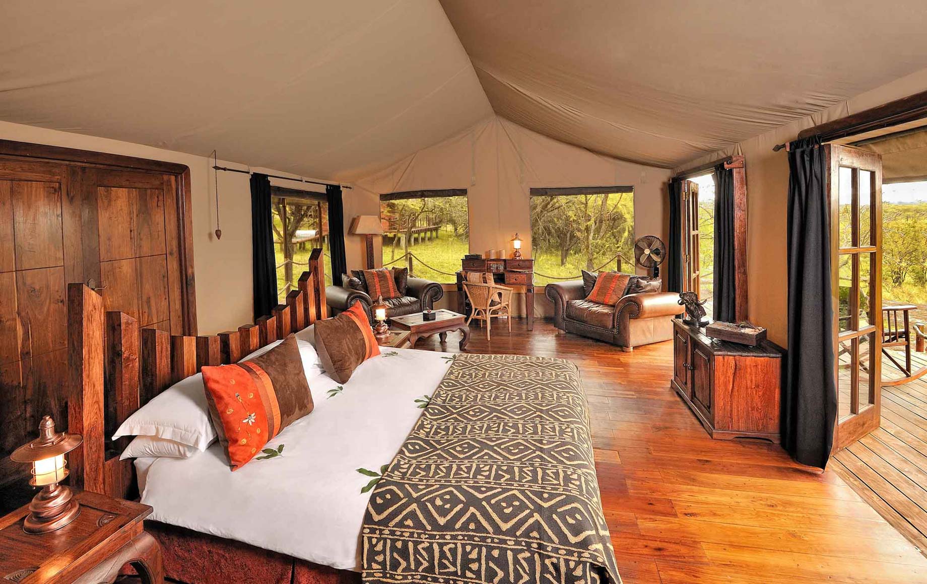 Serengeti Migration Camp bedroom