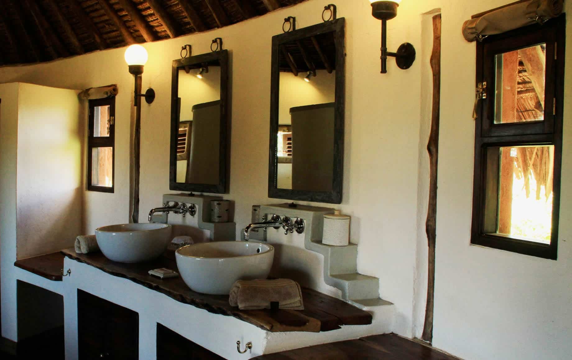 Tawi Lodge, Africa