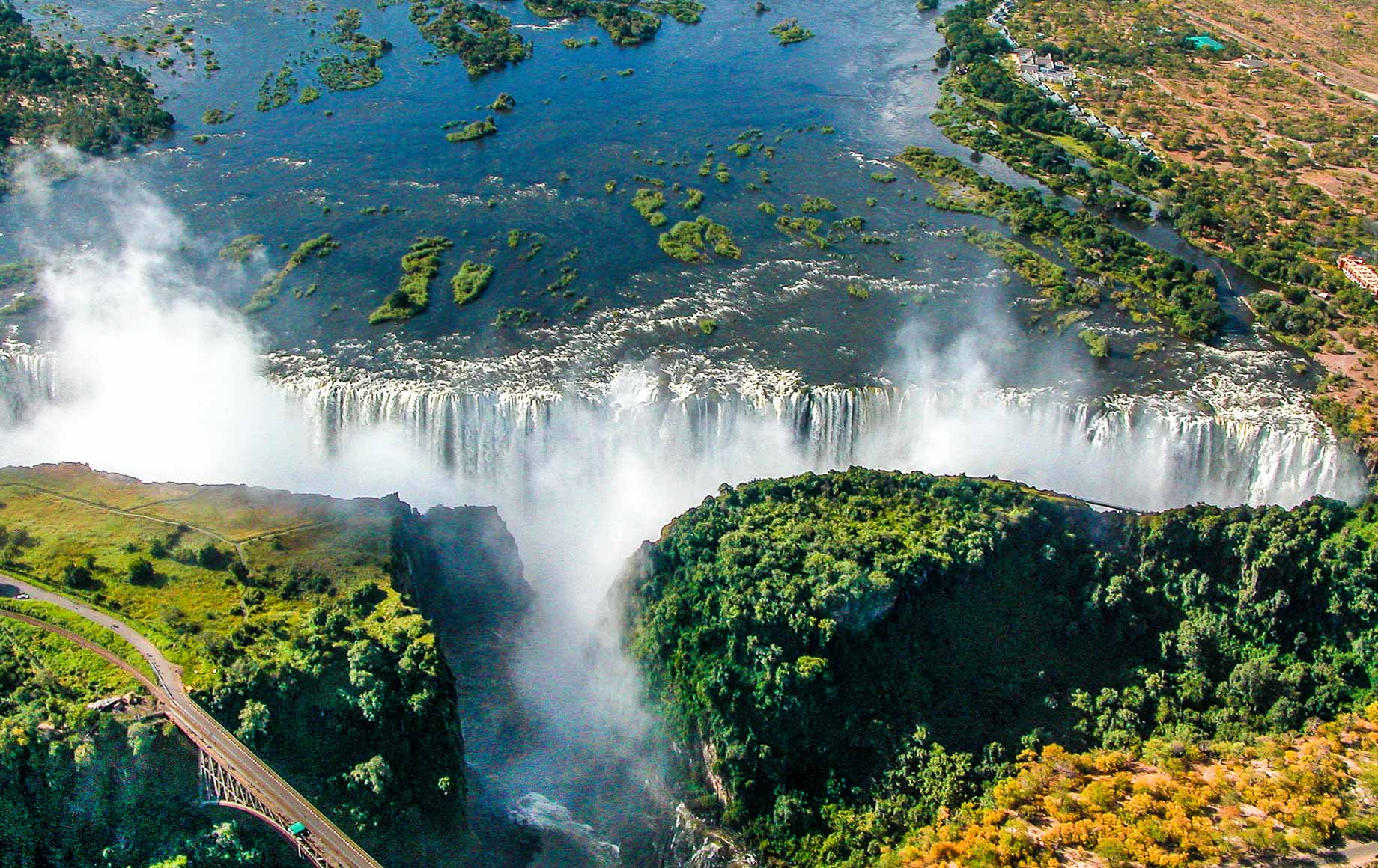 Amazing Waterfalls Victoria Falls