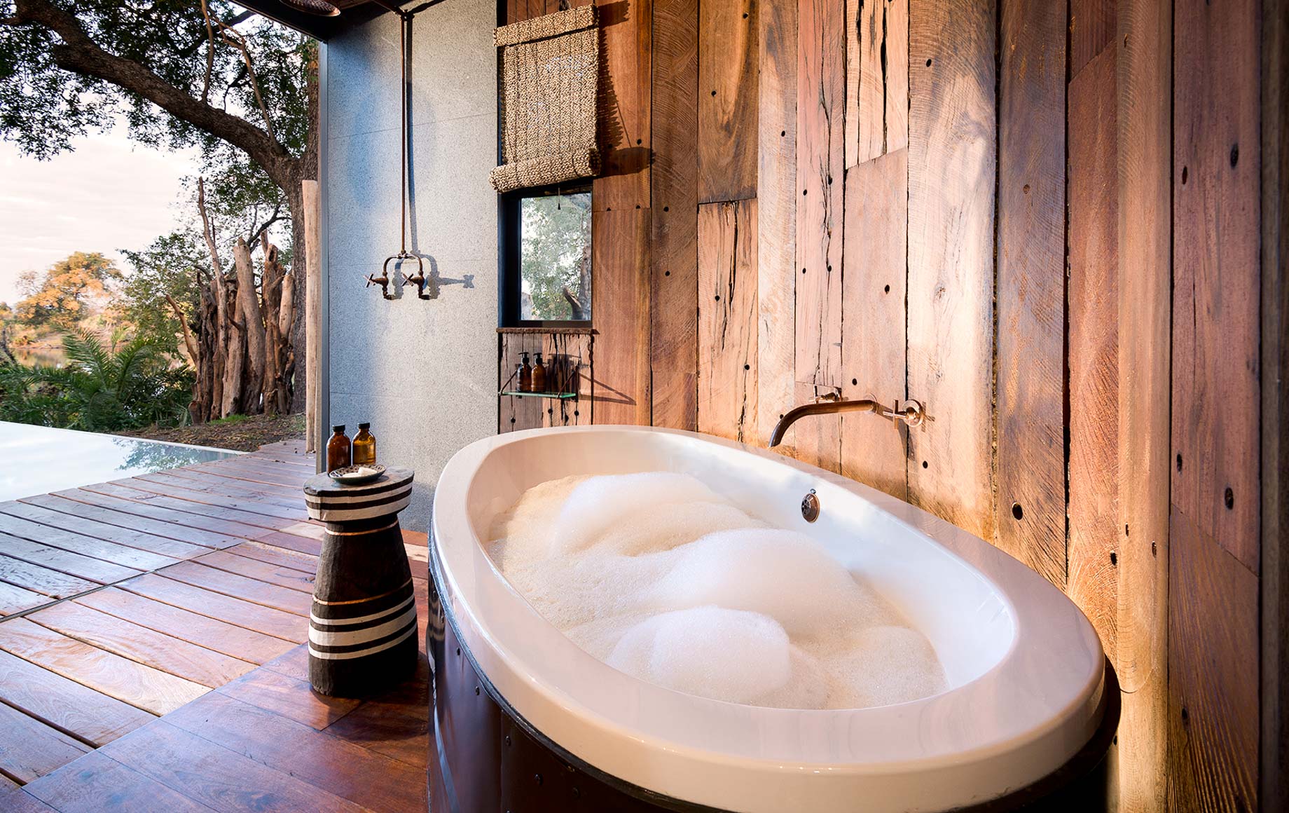 Tub prepared for bubble bath at Thorntree River Lodge