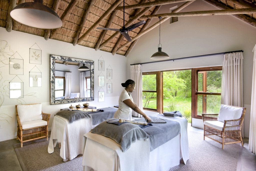 massage tables with masseuse