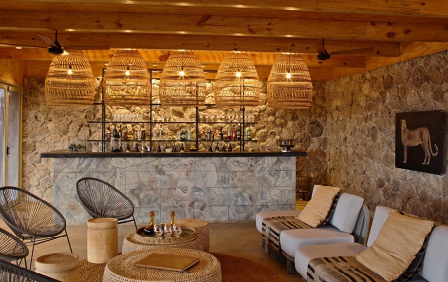 The lounge at Namiri Plains