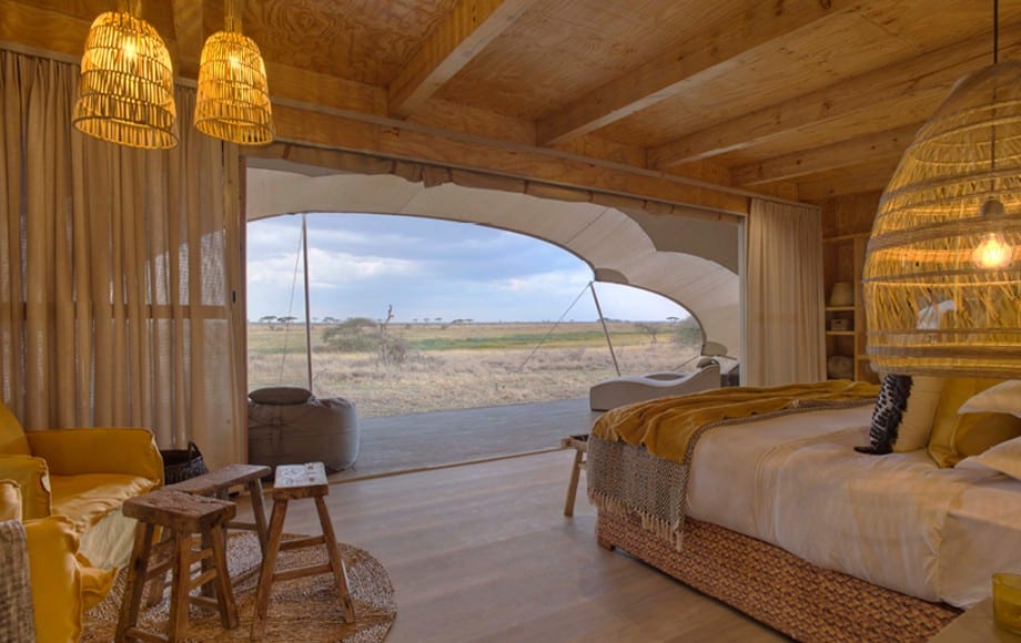 A hotel room in Namiri Plains