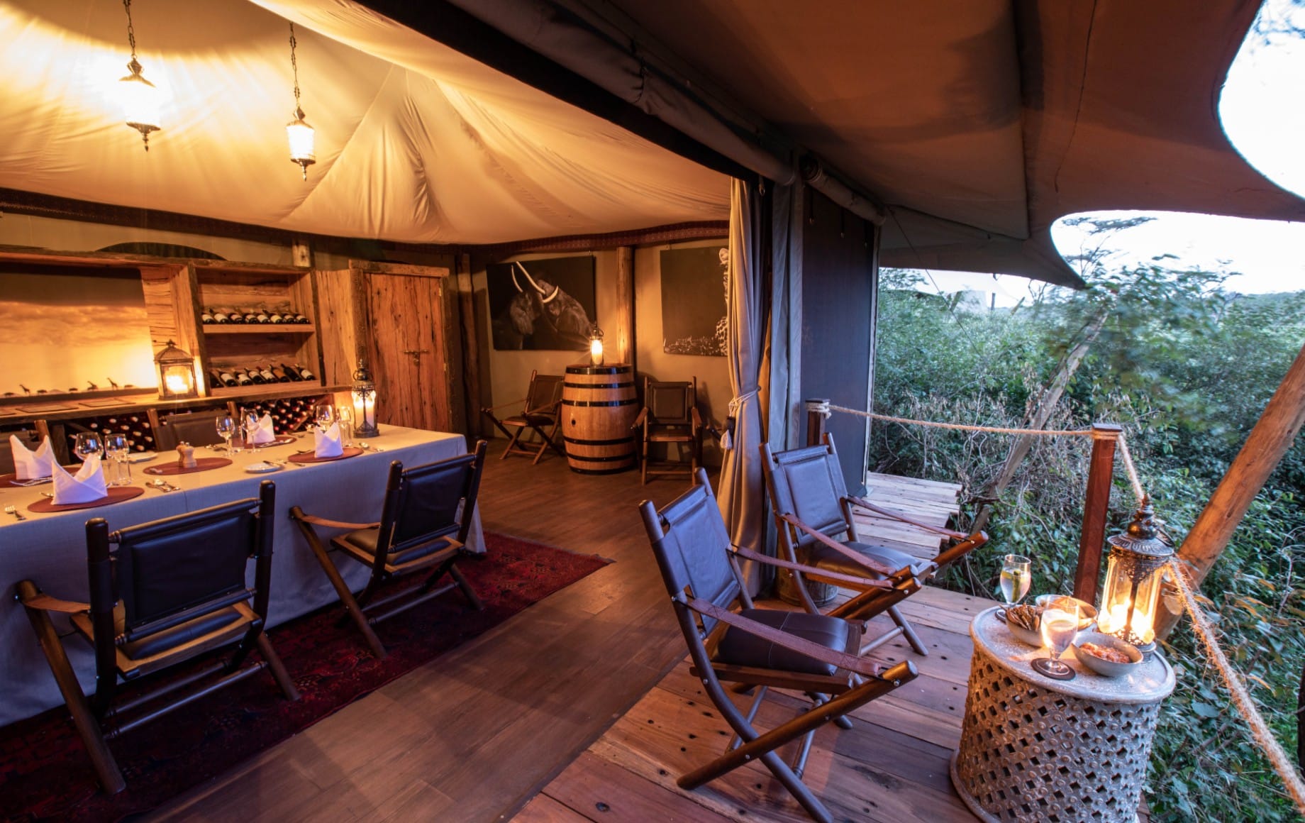 a room and adjoining deck at Mara Nyika